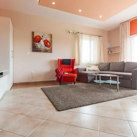 Dina Apartment *